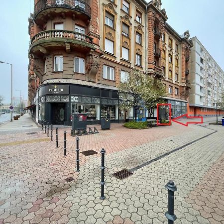 Broadway Apartments B1 Debrecen Buitenkant foto